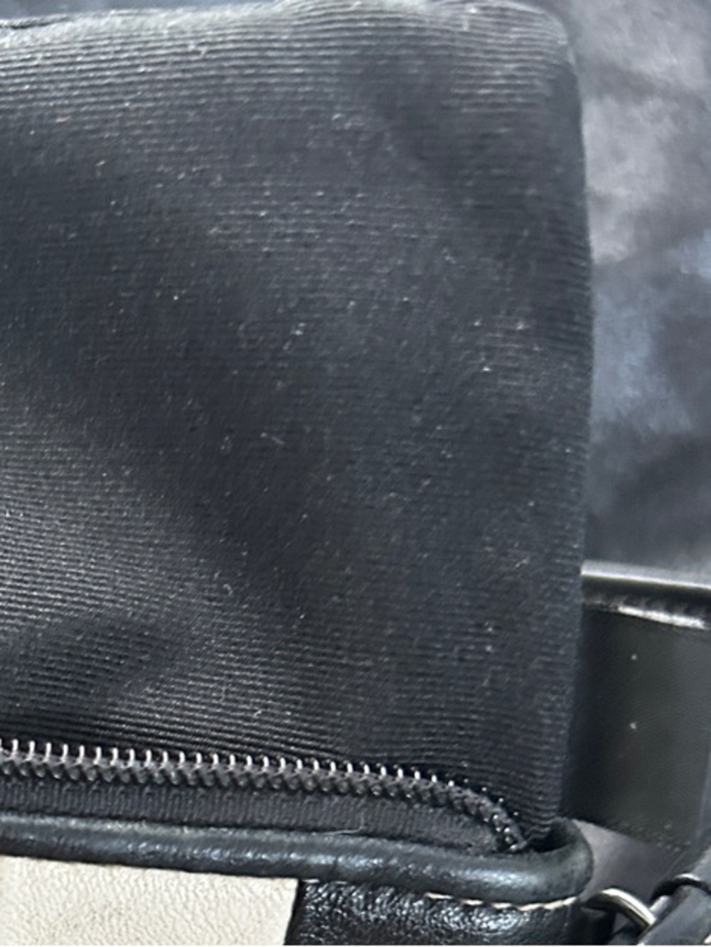 Coach Ergo Vintage Leather Wristlet Clutch in Black, White & Tan in EUC - Picture 11 of 12